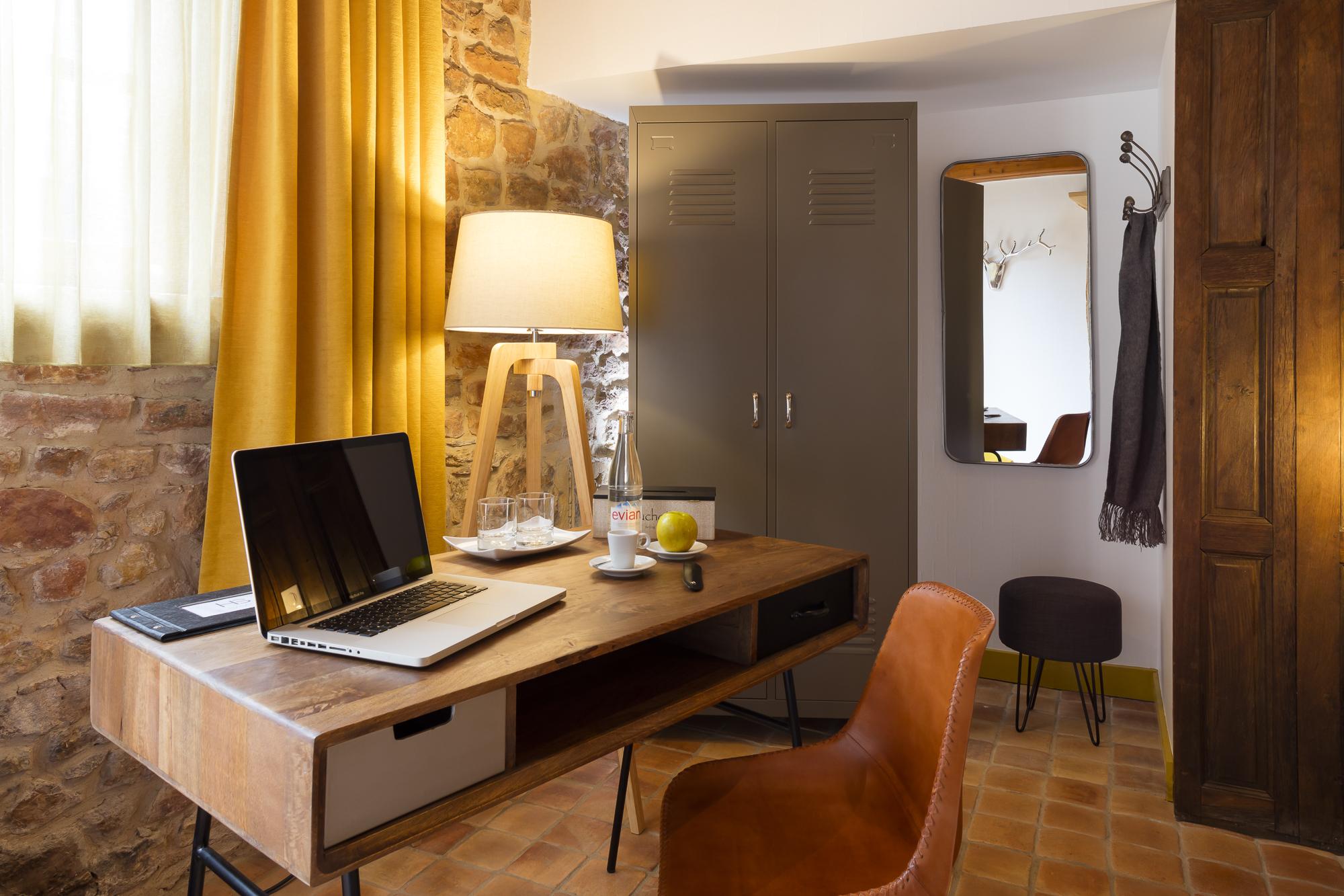 Contact Hotels Le Savigny & Spa Blace Экстерьер фото