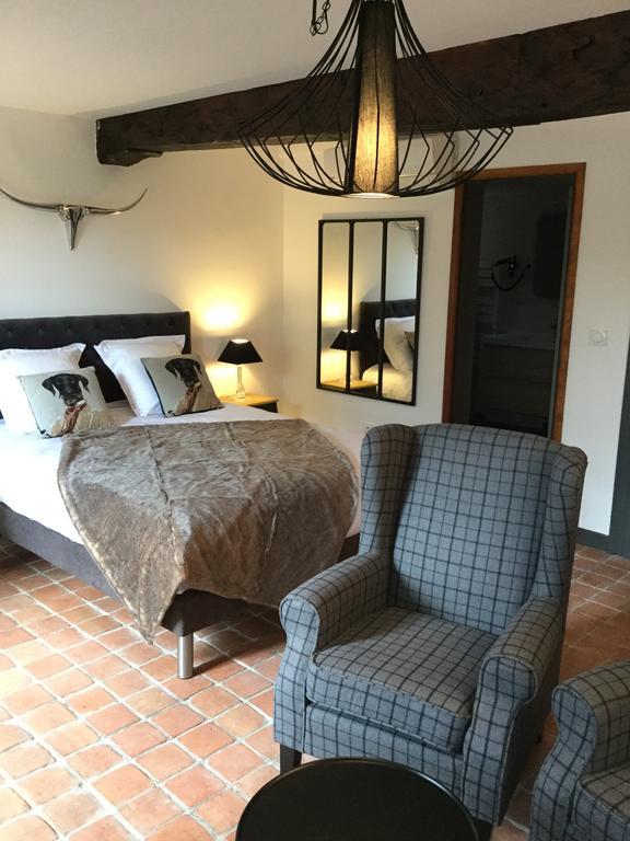 Contact Hotels Le Savigny & Spa Blace Экстерьер фото