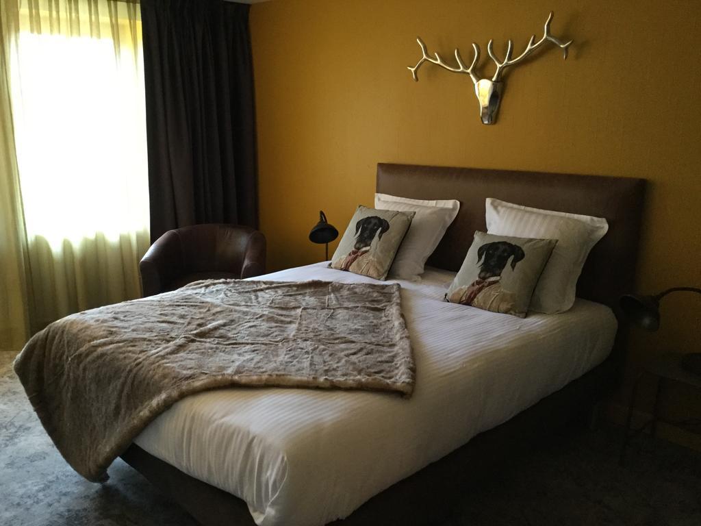 Contact Hotels Le Savigny & Spa Blace Экстерьер фото