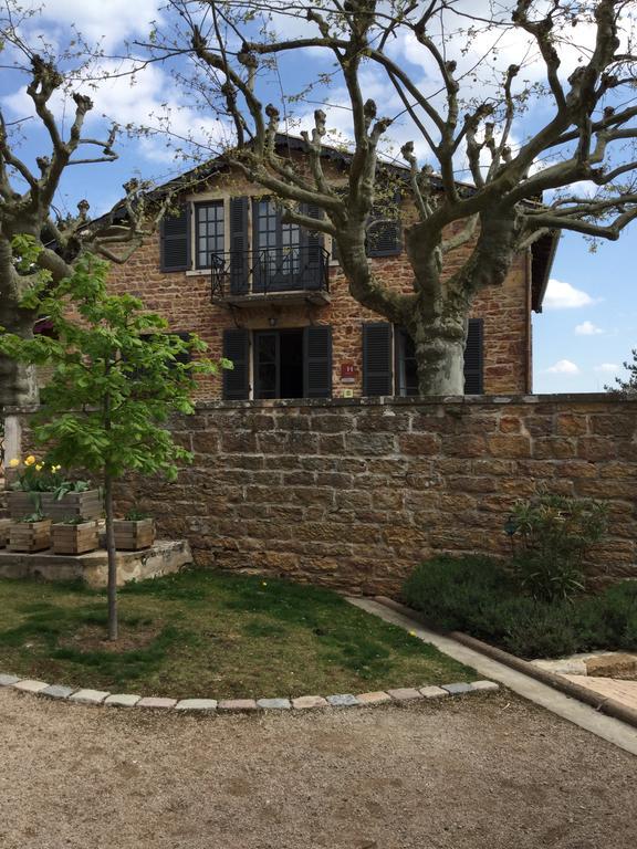 Contact Hotels Le Savigny & Spa Blace Экстерьер фото